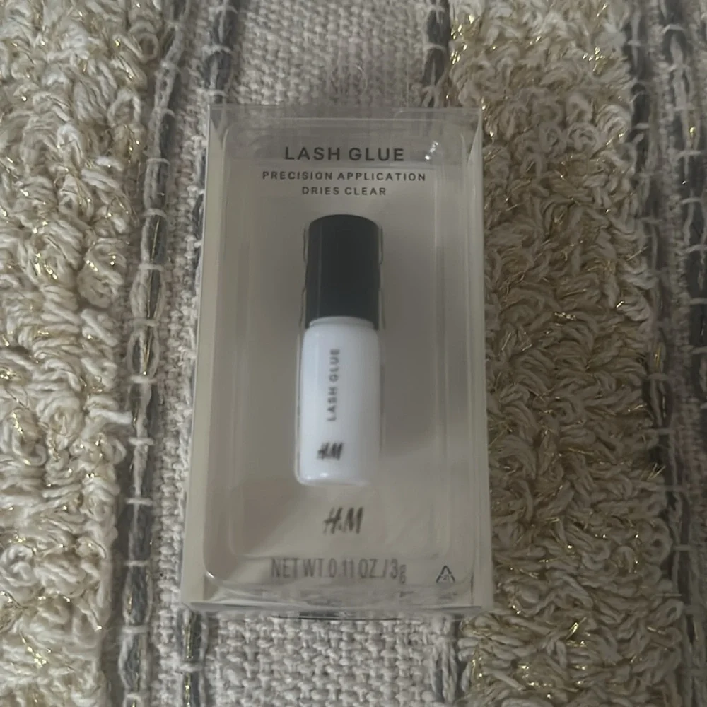 LASH GLUE